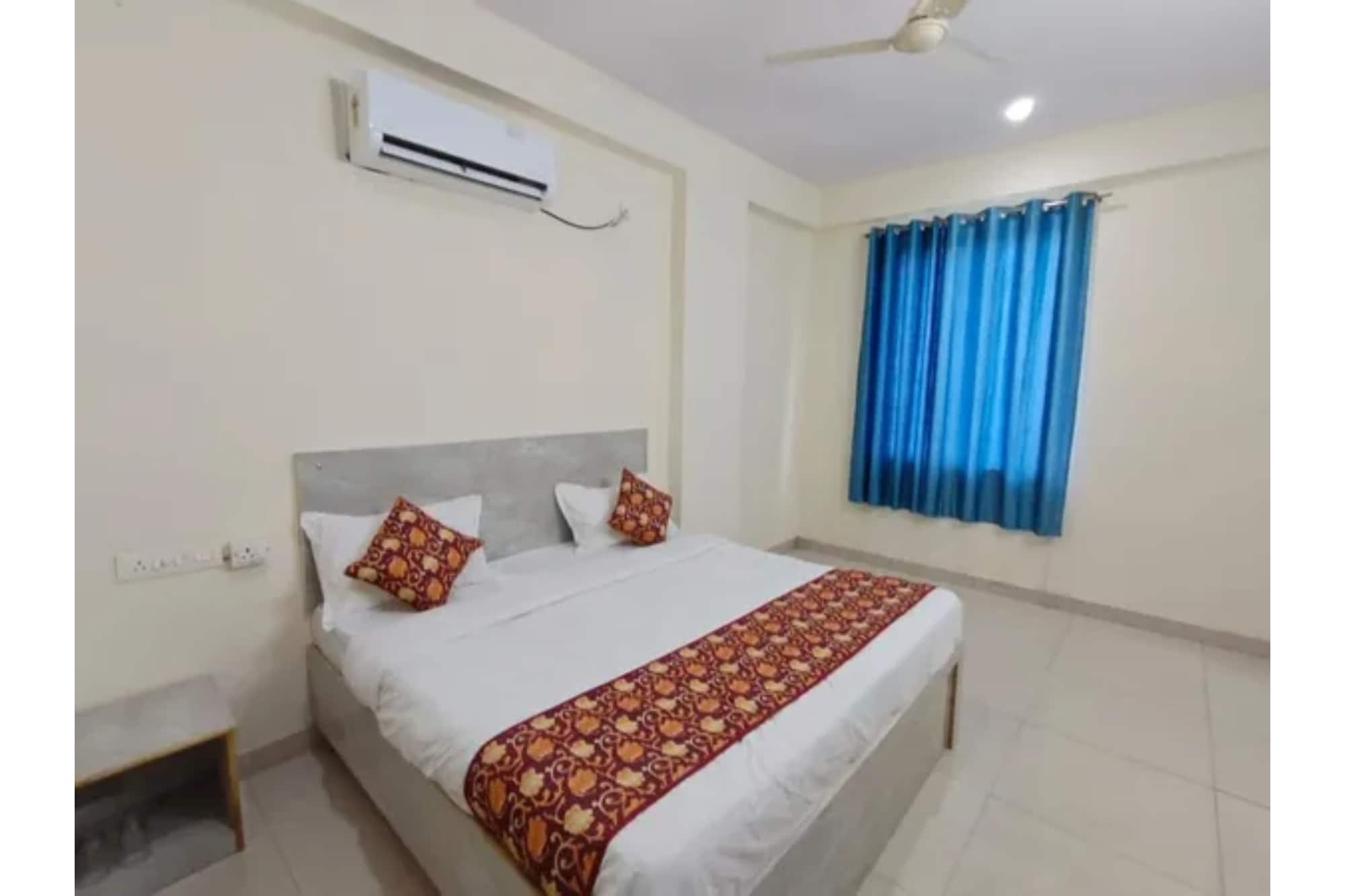 FabHotel Vaishali Inn - Tap to explore photos