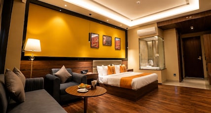 The Murti Hotel & Banquets Room Type - Luxury Suite Room The Murti Hotel & Banquets Room Type - Luxury Suite Room