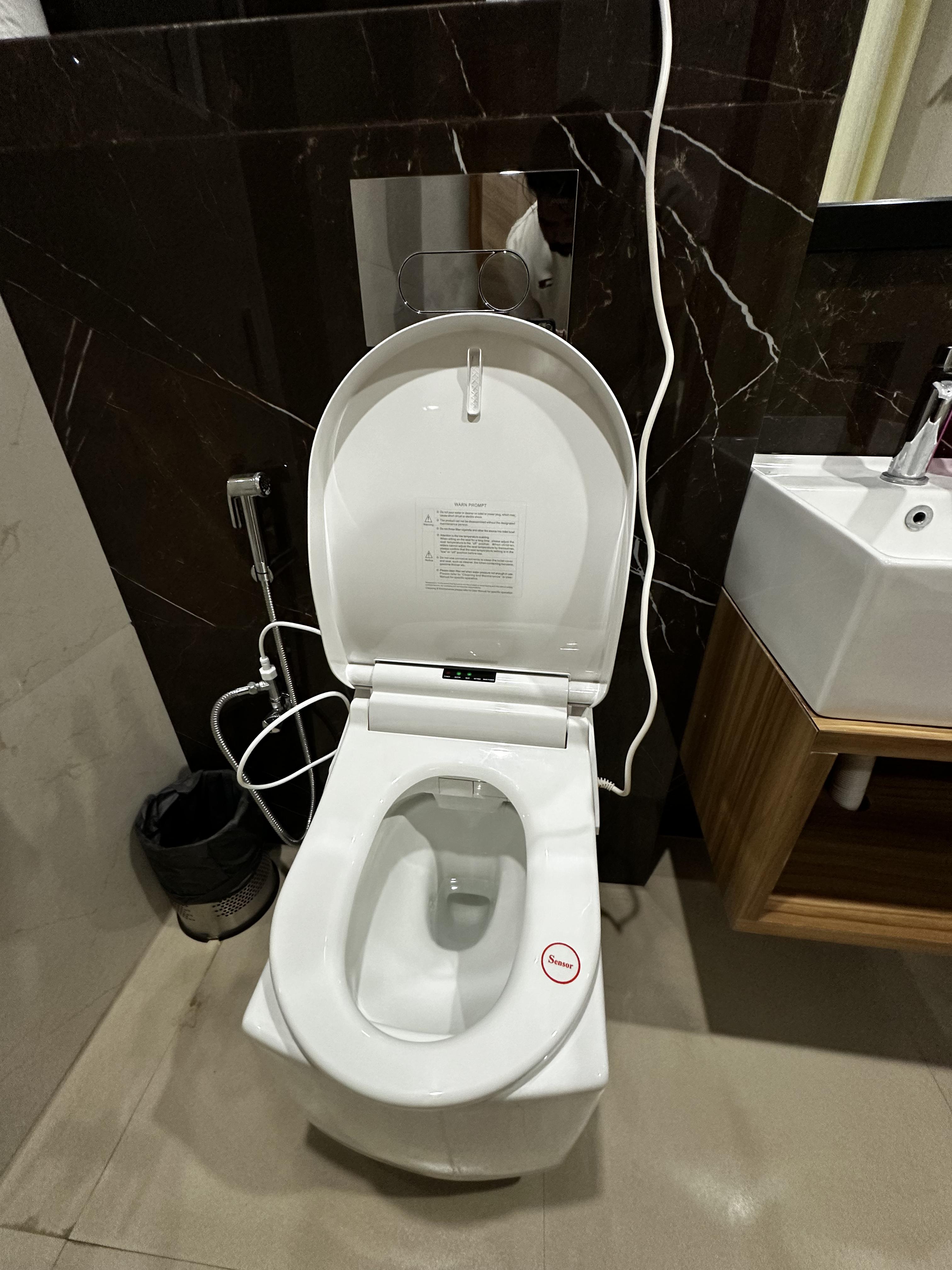 The Orange Inn - Tap to explore photos