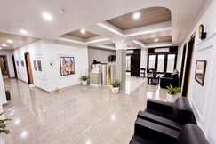 Vamsi Inn | near GNRC Hospital Six Mile