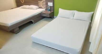 Hotel rosewood plaza -  Mahabaleshwar , Couple & Family Stay Rooms with Free Wi-Fi Room Type - Family Double Bed Room