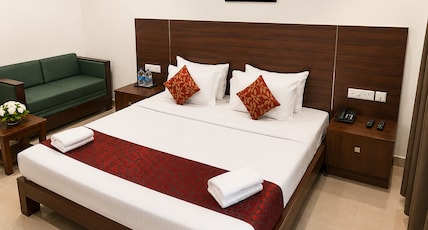 Hotel Sandra Palace Room Type - Deluxe Room-Non Ac Hotel Sandra Palace Room Type - Deluxe Room-Non Ac