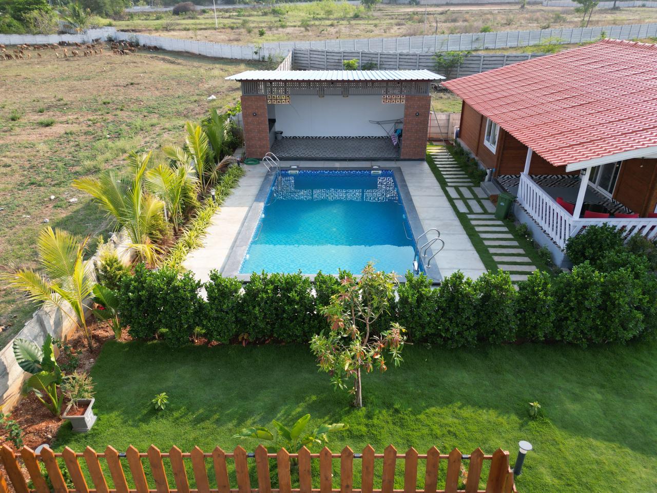 Farm house with private pool Moinabad kukufarmstay - Tap to explore photos