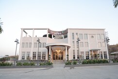 Hotel Sachin Chas
