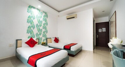 Collection O Cozy 5 Hotel - Near SECC Room Type - Vietnam Superior Twin