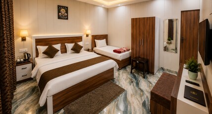 Shri Raghav Palace Hotel Ayodhya Room Type - Superior Sofa Cumbed Room