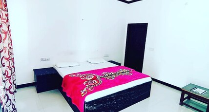 Hotel Mango tree, Pushkar Room Type - Delxue Double bed Room