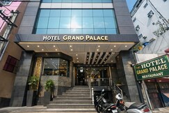 Hotel Grand Palace