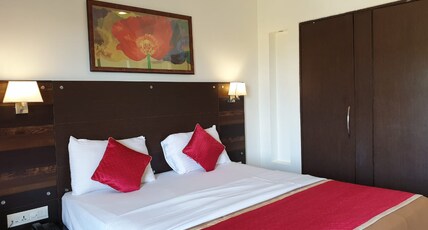 Resort Silver Hills Room Type - Ac Deluxe  Interconnected Room Road Parking Side Facing