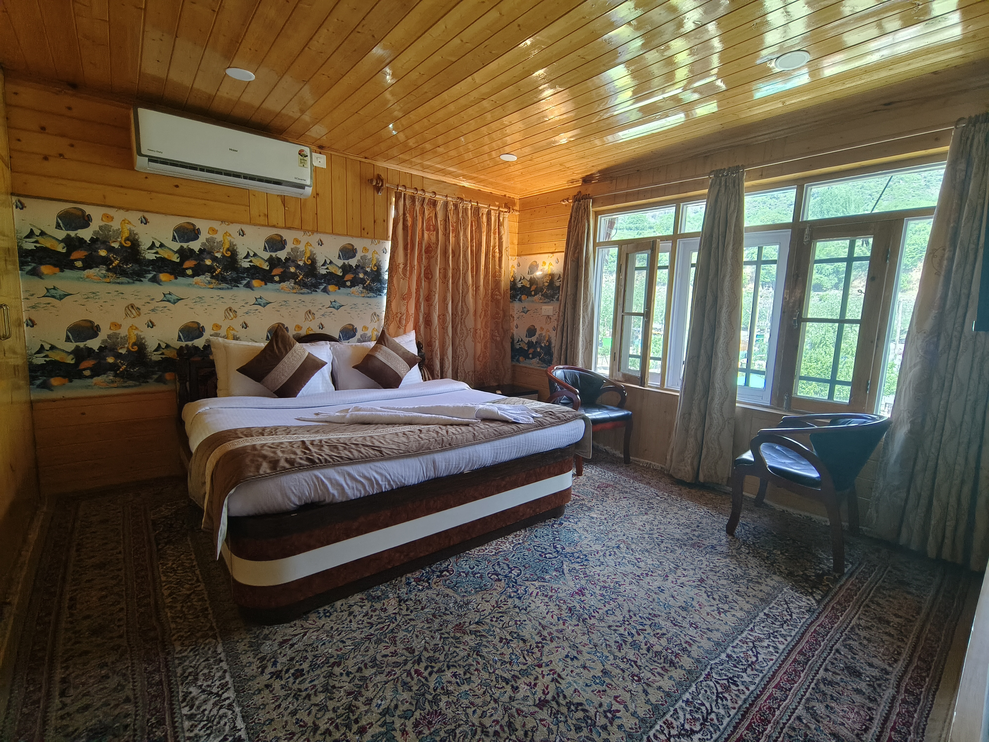 Lidder Front Resort by Stay Pattern - Rafting Point Pahalgam - Tap to explore photos