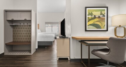 Holiday Inn & Suites Bothell Room Type - 2 Queen Beds Standard