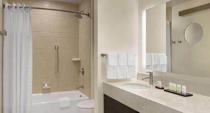 Embassy Suites by Hilton Syracuse Destiny USA Room Type - 2 QUEEN BEDS 2 ROOM SUITE