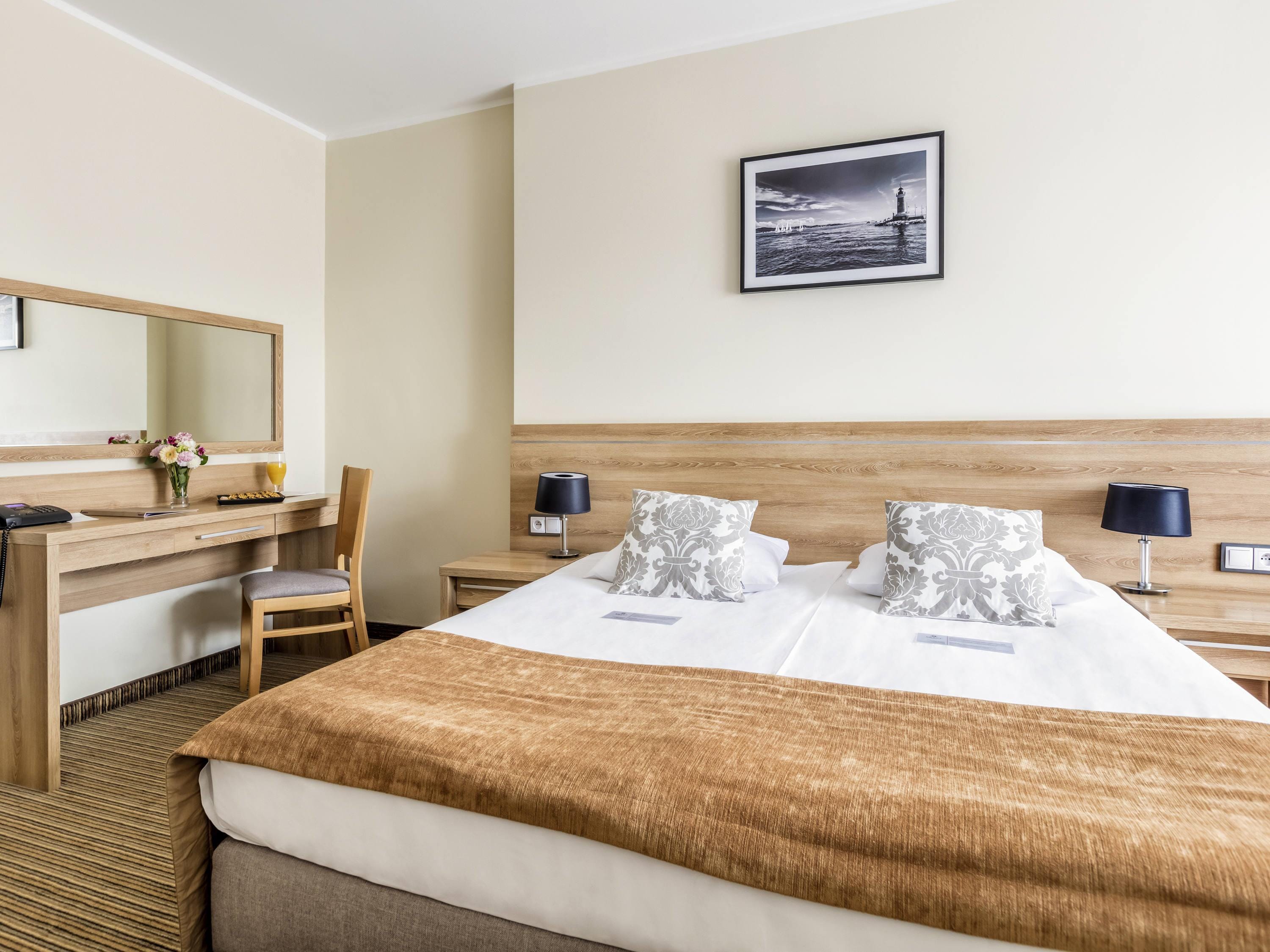 Mercure Wiazowna Brant - Tap to explore photos