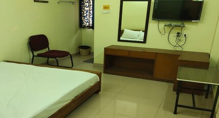 Hotel Geetha Residency Room Type - Budget Room