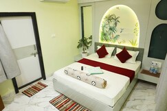 HOTEL NARMADA SHREE