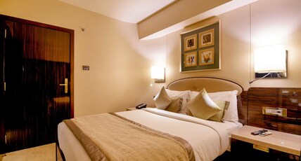 Hotel Sai Palace Grand Room Type - Superior Room