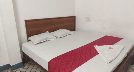 De Park Inn Room Type - Stanadard Non Ac Room
