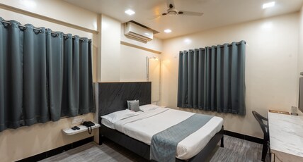 HOTEL ELLORA PARK Room Type - Deluxe Double Bedroom AC (Guest age should be 21 years and above) HOTEL ELLORA PARK Room Type - Deluxe Double Bedroom AC (Guest age should be 21 years and above)