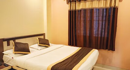 Krishna Stays Shirdi Room Type - Premium Room ( Double Bed )
