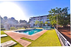 Hotel Sadhana Executive