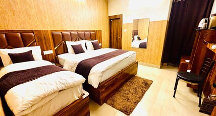 Hotel Golden Retreat Room Type - Triple Bed Deluxe Ac Rooms