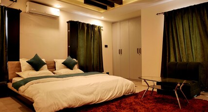 NimmStay Room Type - Super Deluxe104 (AC)