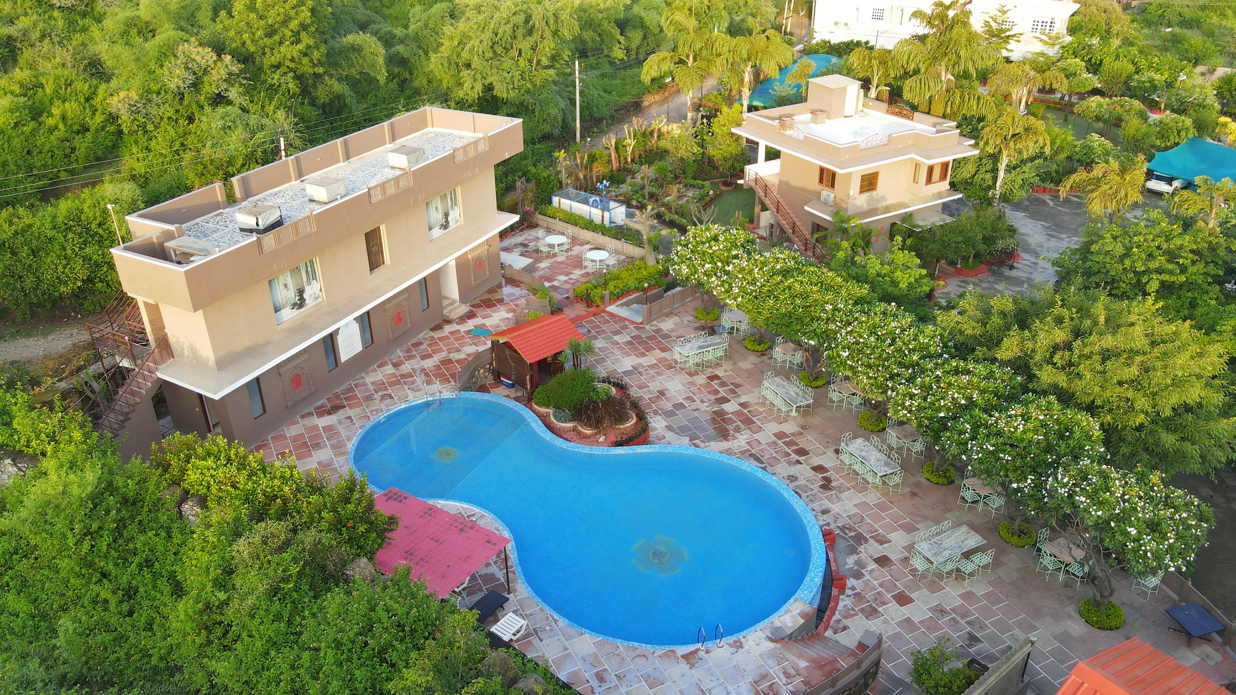 Araliayas Resort & Spa - Tap to explore photos