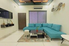 Home Escape 2BHK Casa Near Mahakal - City Centre