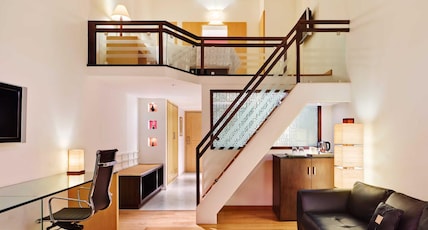 Le Meridien Kochi Room Type - Duplex Suite, Club level, 1 Bedroom Suite 1 King City view with Balcony Le Meridien Kochi Room Type - Duplex Suite, Club level, 1 Bedroom Suite 1 King City view with Balcony