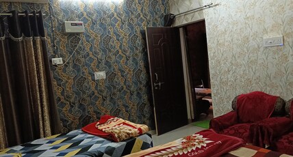 Vardaan Paying Guest House Room Type - Bedroom 2