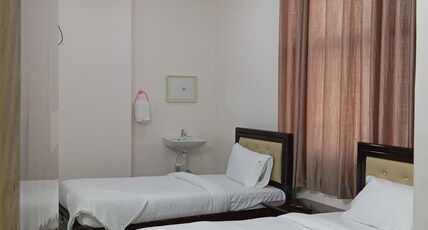 V4 Hotel Room Type - luxury