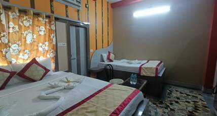 Hotel Emblic Room Type - Standard Triple Bed AC