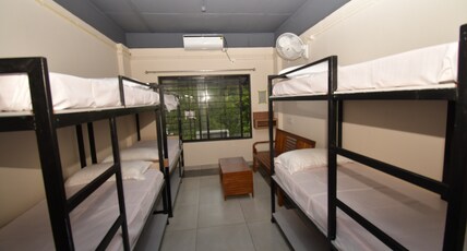 Arakkal Guest House Room Type - 6 Bed Dormitory