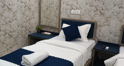 PAL Hotels Triluxe Business Hotel Room Type - Luxury Room with Twin Beds (Two Singe Beds) PAL Hotels Triluxe Business Hotel Room Type - Luxury Room with Twin Beds (Two Singe Beds)
