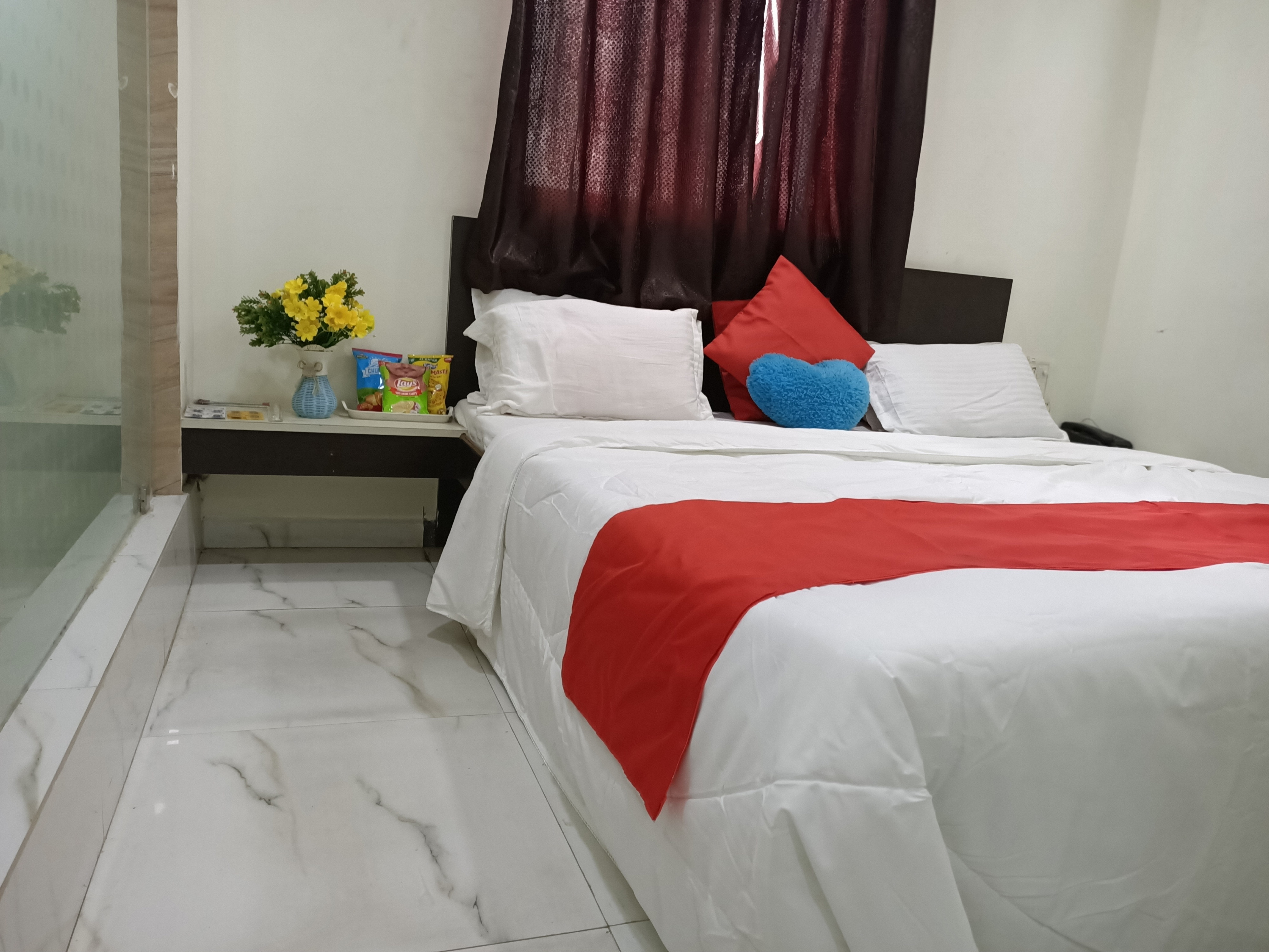 Hotel Kuber - Tap to explore photos