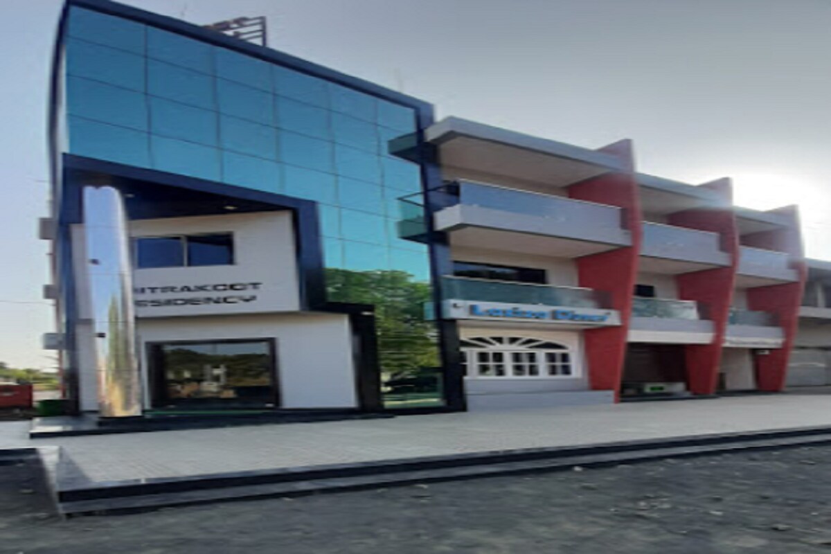 Chitrakoot Residency - Tap to explore photos