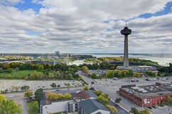 DoubleTree Fallsview Resort & Spa by Hilton Niagara Falls