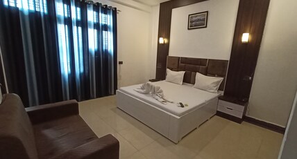 Hotel The Grand Serene Room Type - Deluxe Rooms AC