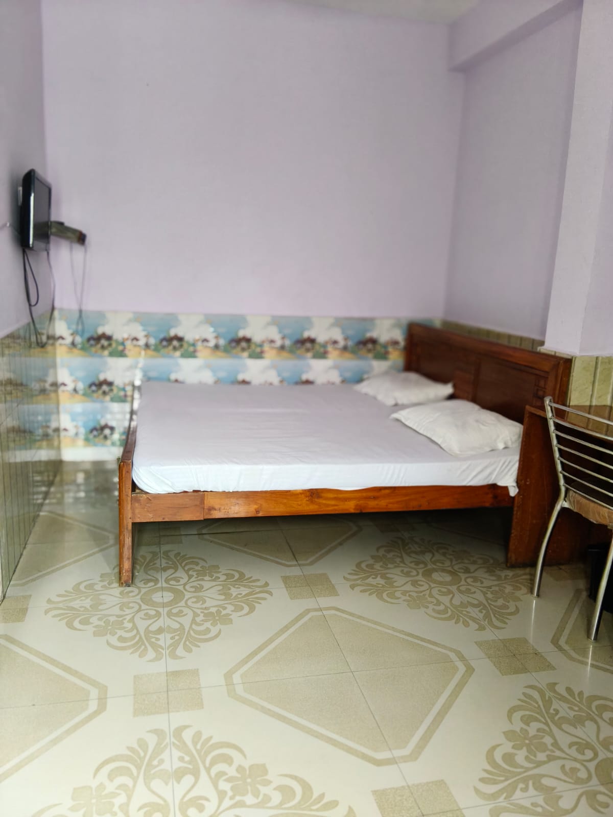 Hotel Satkar - Tap to explore photos