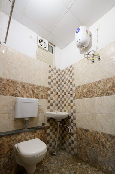 Oxford Stay Hostel OS 03 Girls Hostel - Tap to explore photos
