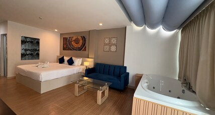 Modern Living Residence Room Type - Junior Suite Jacuzzi