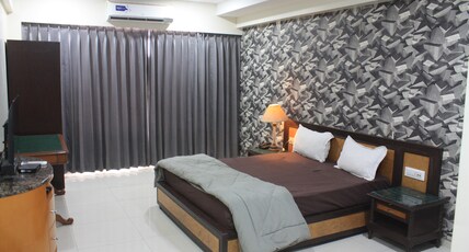 Royal Palace Hotel Room Type - Executive Room
