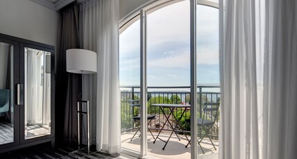InterContinental SYDNEY DOUBLE BAY Room Type - 2 Double Classic Balcony Bayside