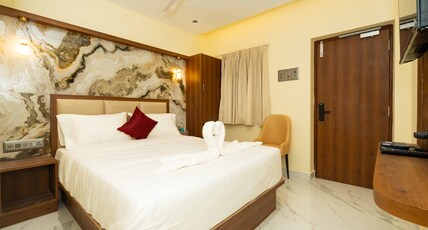 Hotel Royal Palace Room Type - Deluxe Room