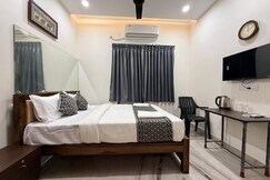 Lux Rooms & Serviced Apartments