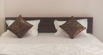 Moonlight banquet & hotels Room Type - Superior King Room