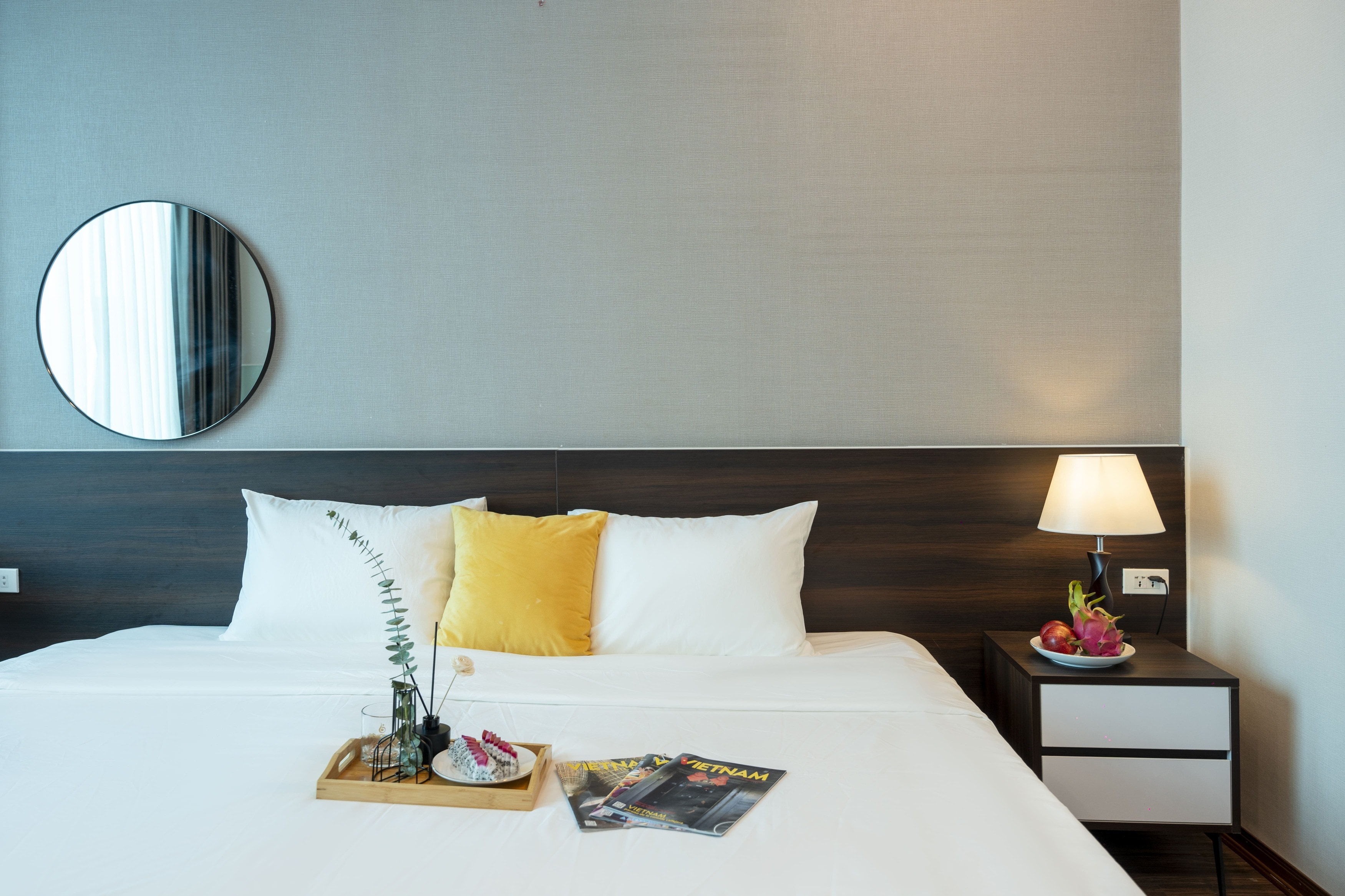 Ivy Luxury Hotel and Apartment - Tap to explore photos