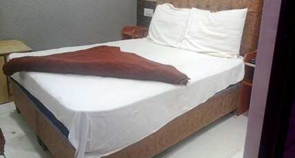 Hotel Malwa Room Type - Non AC Double Bed Room