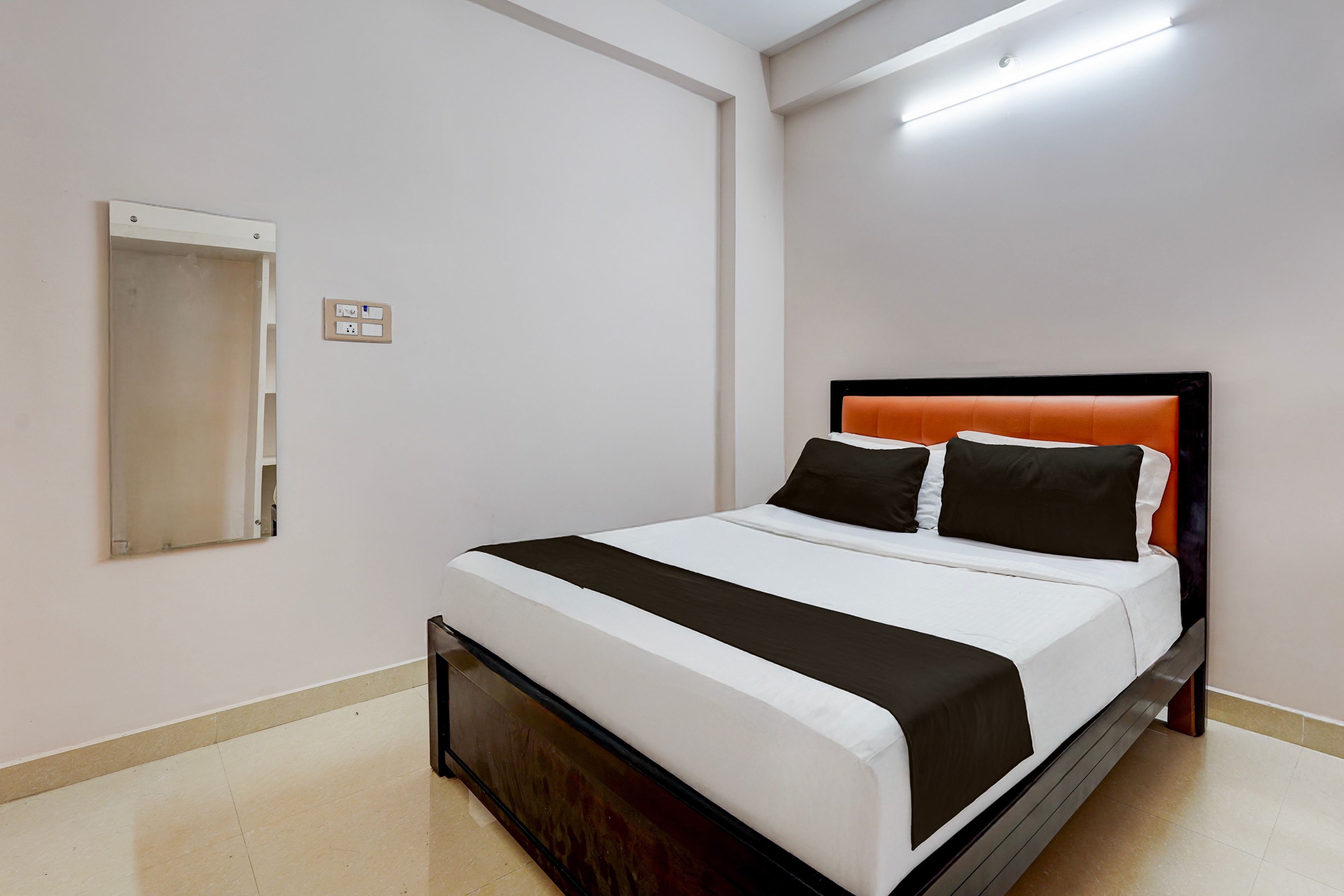 Hotel O Prakasam Park Tirupati Formerly Chhathrapathi Residency - Tap to explore photos