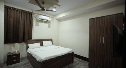 The Grand Vinayak Hotel Room Type - Deluxe AC Room